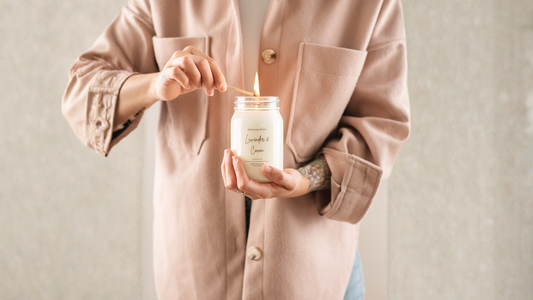 What Are Clean-Burning Candles? The Benefits of Soy Wax Candles